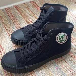 ✨Brand new P.F. Flyer’s✨